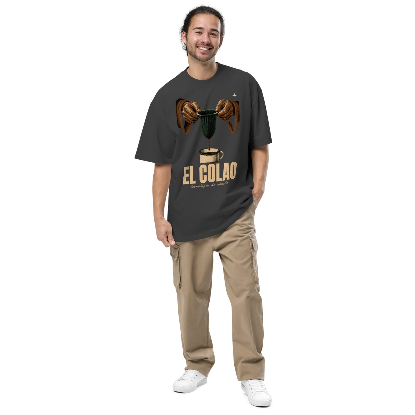 EL COLAO oversized faded black tee detail - tecnología de abuela print