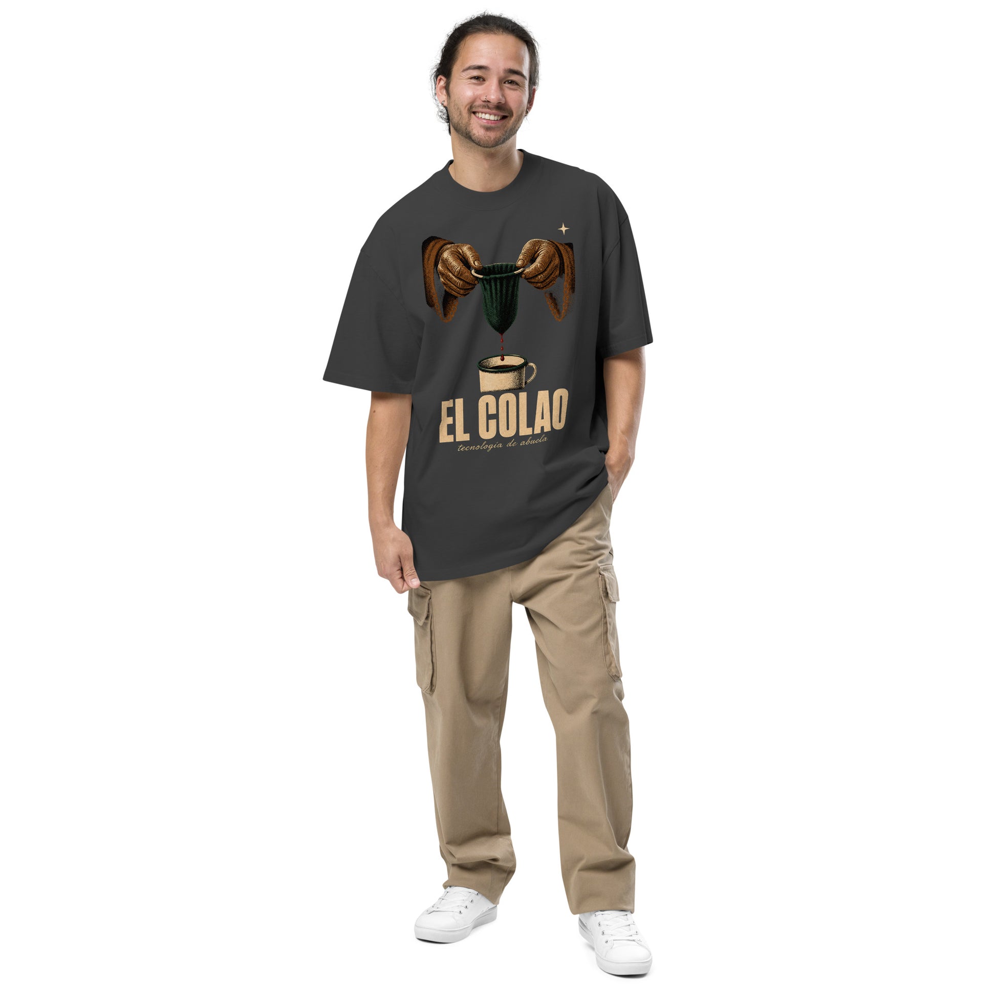 EL COLAO oversized faded black tee detail - tecnología de abuela print