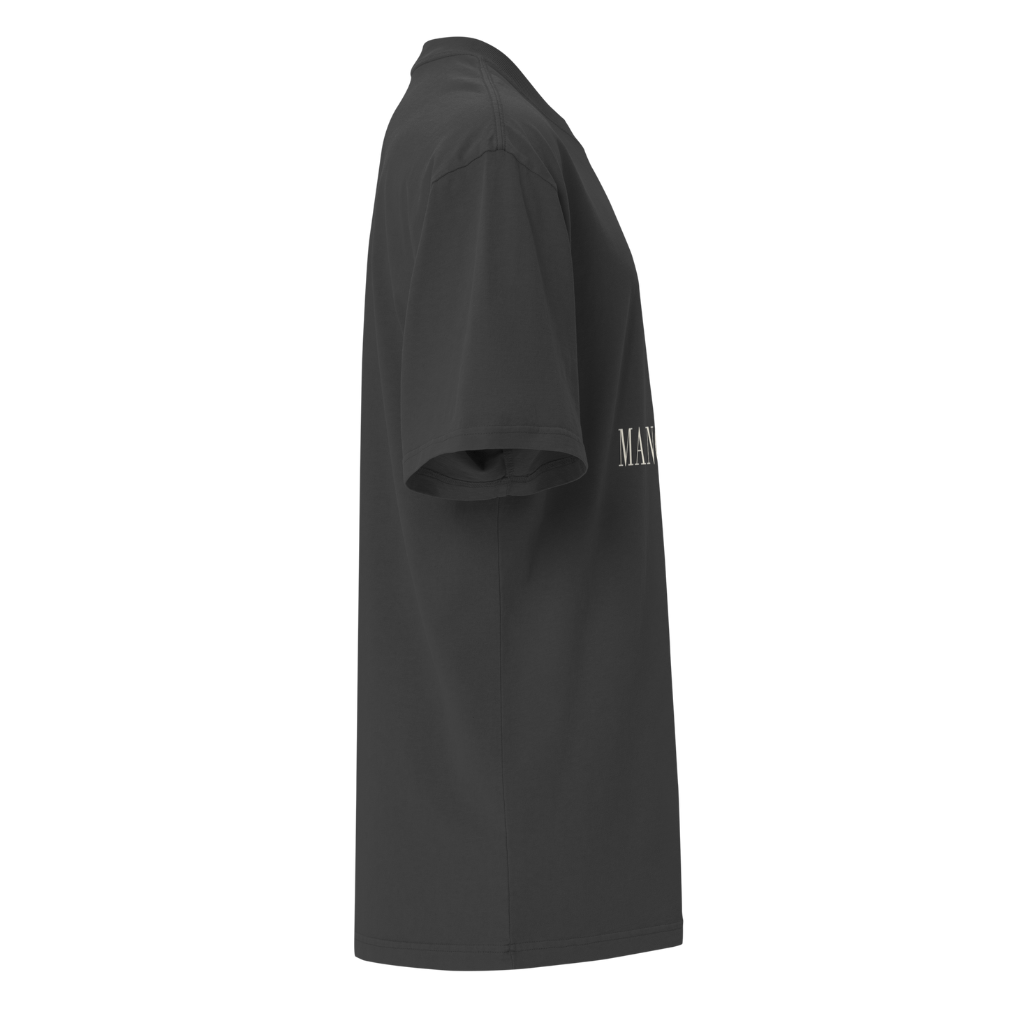 Camiseta oversized faded negra con texto "MANO" — streetwear cultural latino PaisaRican
